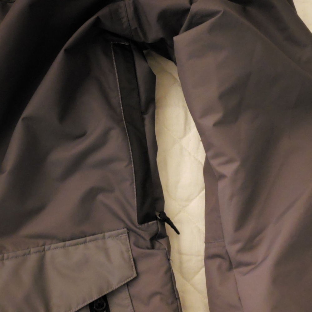 Men's Snowboard Jacket - Picture 3 of 4